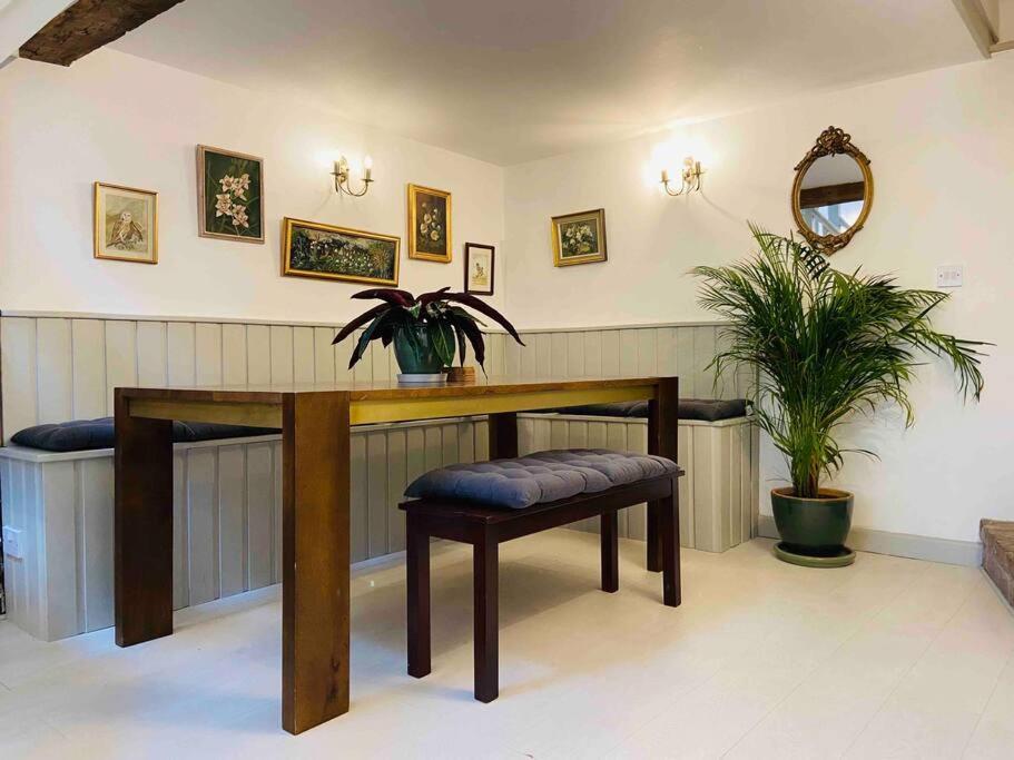 The Owl House Cottage Welsh Newton Common Dış mekan fotoğraf