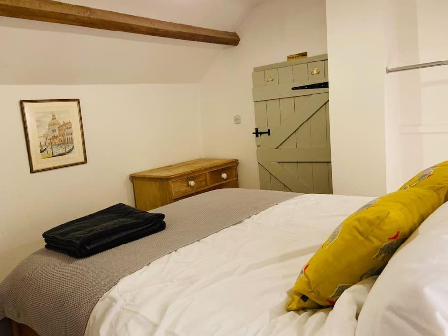 The Owl House Cottage Welsh Newton Common Dış mekan fotoğraf